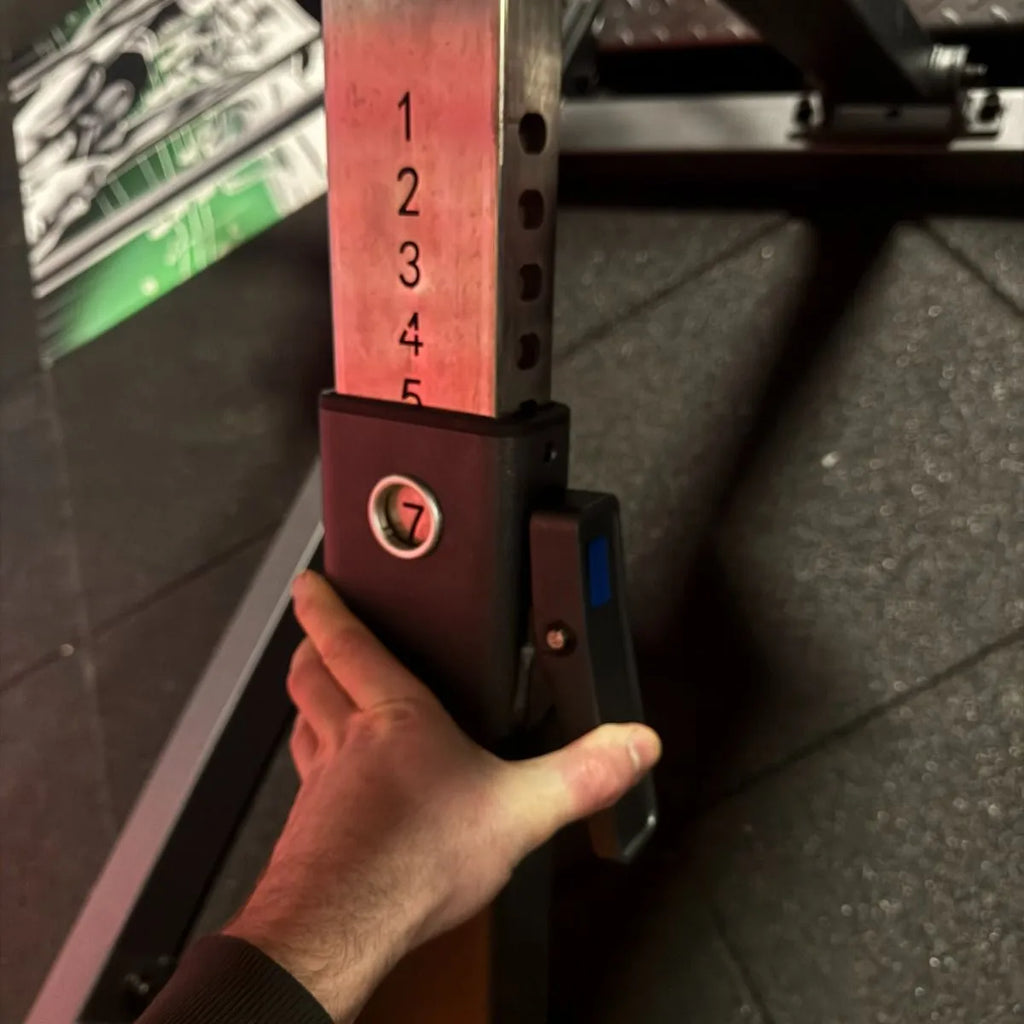  JAWS Strength Smith Machine Row