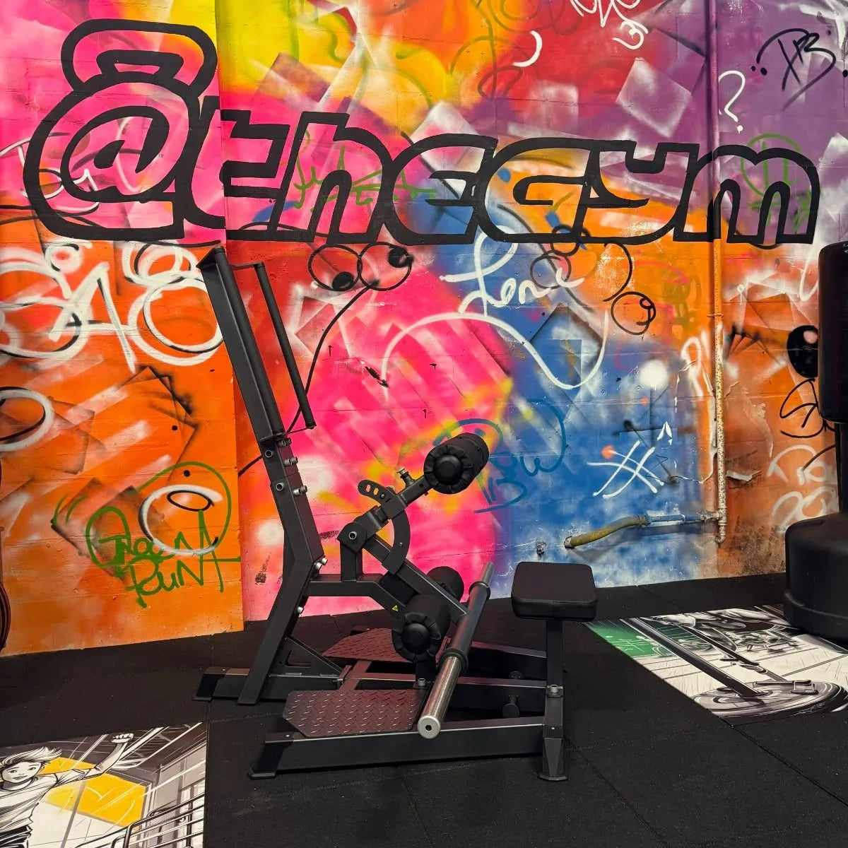  JAWS Strength Standing Hip Thrust Machine